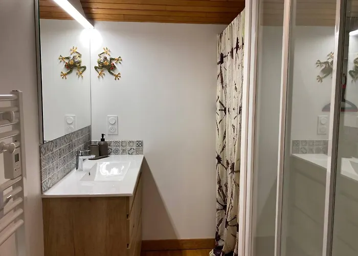 Au Touleyrou Nyaraló *