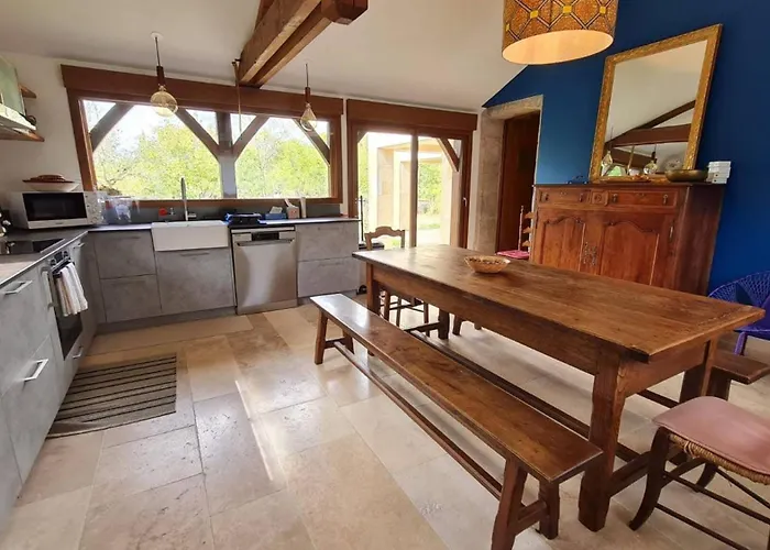 Au Touleyrou Nyaraló